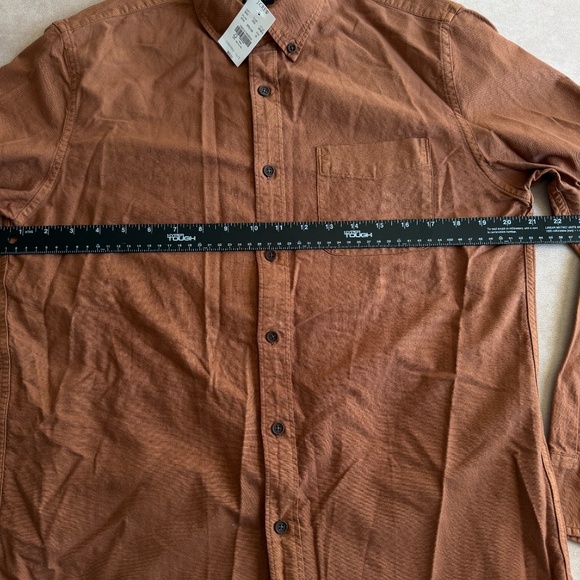 J. Crew Garment-dyed Oxford shirt • size medium • NWT • AP623 - Picture 4 of 7